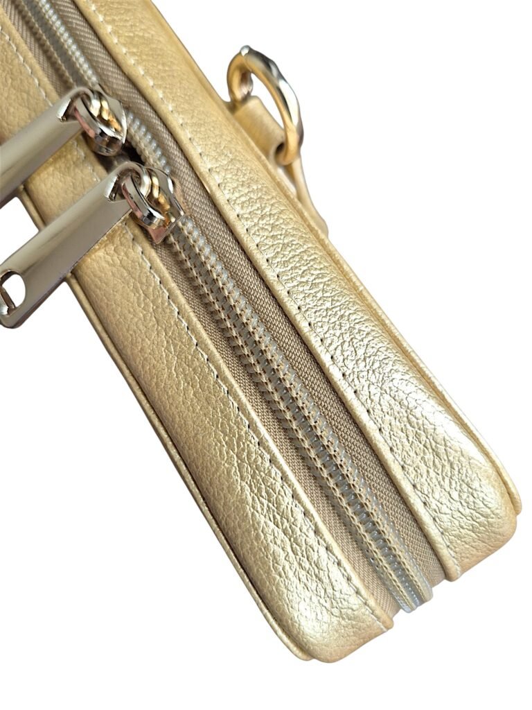 Elaboración artesanal de productos de cuero Marla Leathergoods